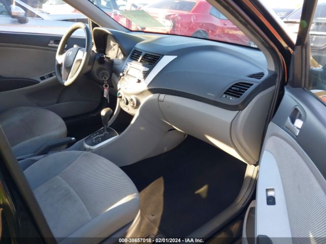 Photo 4 VIN: KMHCT4AE3CU070316 - HYUNDAI ACCENT 