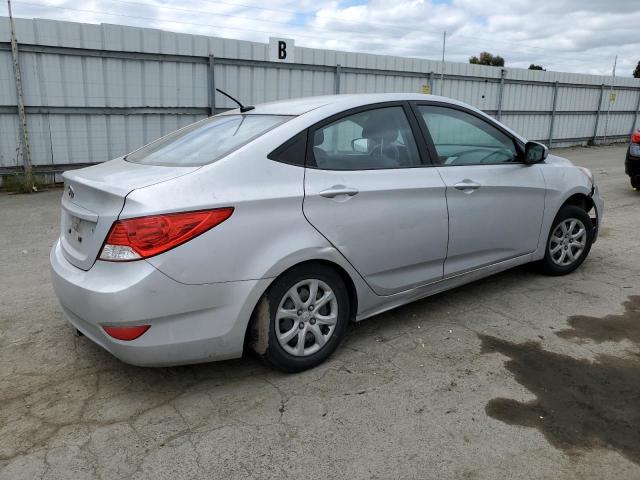 Photo 2 VIN: KMHCT4AE3DU355793 - HYUNDAI ACCENT 