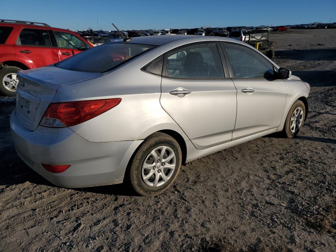 Photo 2 VIN: KMHCT4AE3EU724671 - HYUNDAI ACCENT 