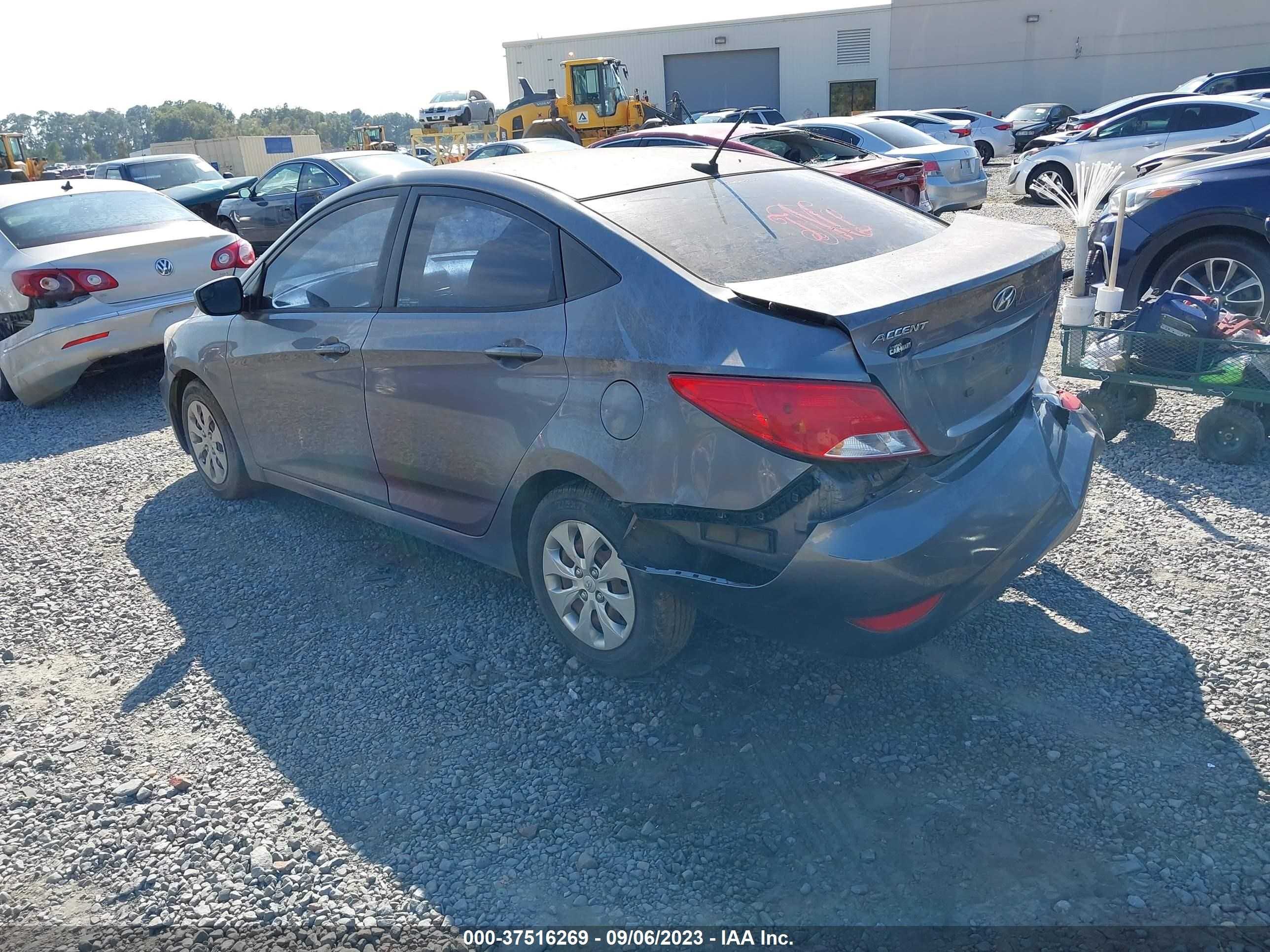 Photo 2 VIN: KMHCT4AE3FU854788 - HYUNDAI ACCENT 