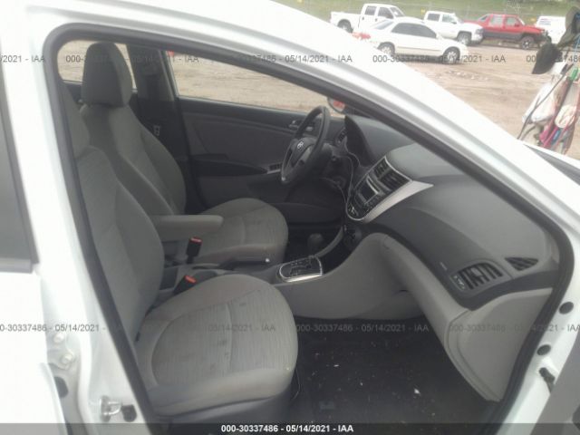 Photo 4 VIN: KMHCT4AE3FU880226 - HYUNDAI ACCENT 