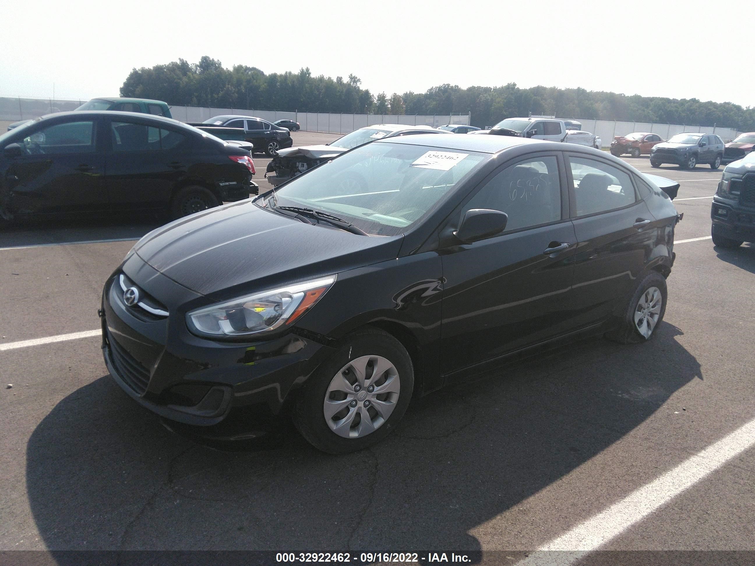 Photo 1 VIN: KMHCT4AE3FU932860 - HYUNDAI ACCENT 