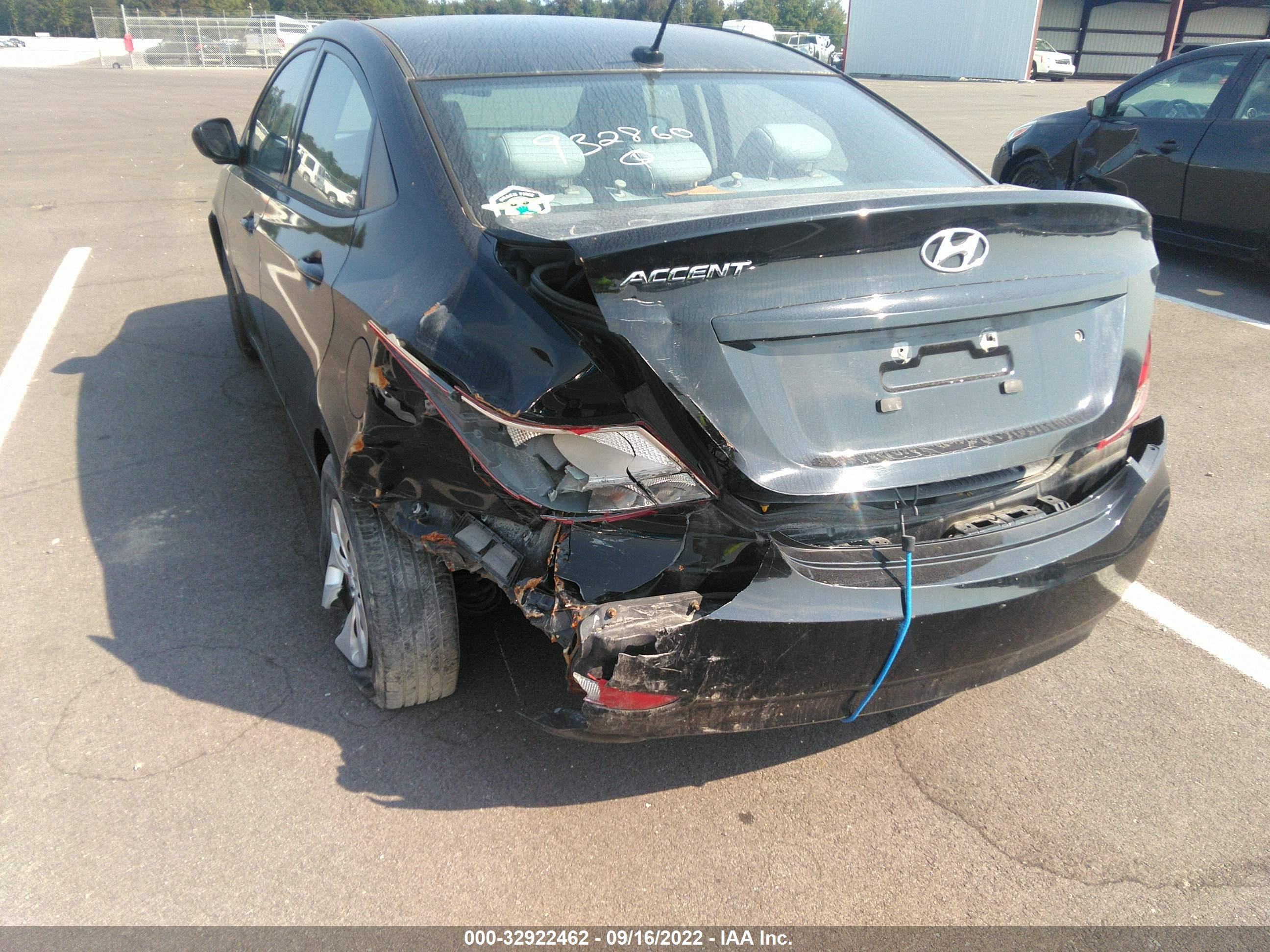 Photo 5 VIN: KMHCT4AE3FU932860 - HYUNDAI ACCENT 