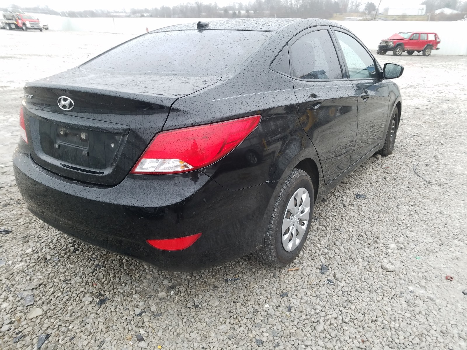 Photo 3 VIN: KMHCT4AE3GU022806 - HYUNDAI ACCENT SE 