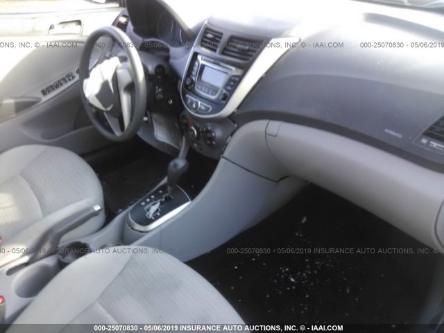 Photo 4 VIN: KMHCT4AE3GU068961 - HYUNDAI ACCENT 