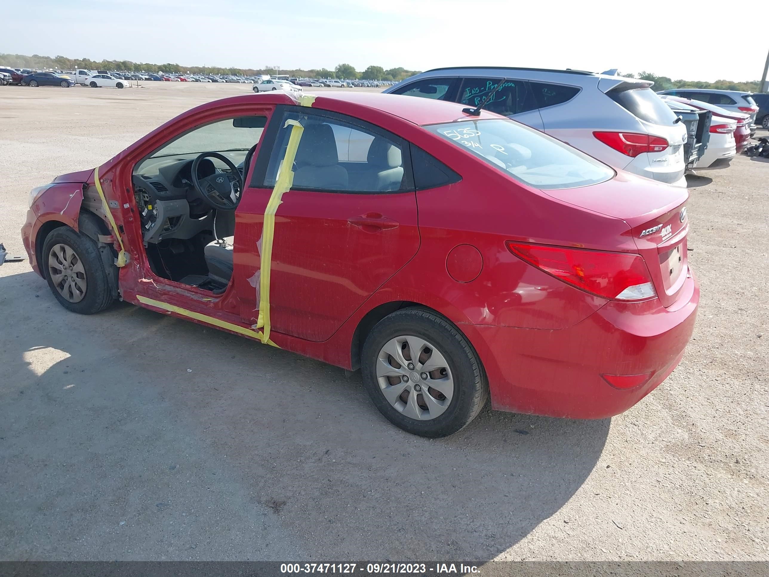 Photo 2 VIN: KMHCT4AE3GU078227 - HYUNDAI ACCENT 