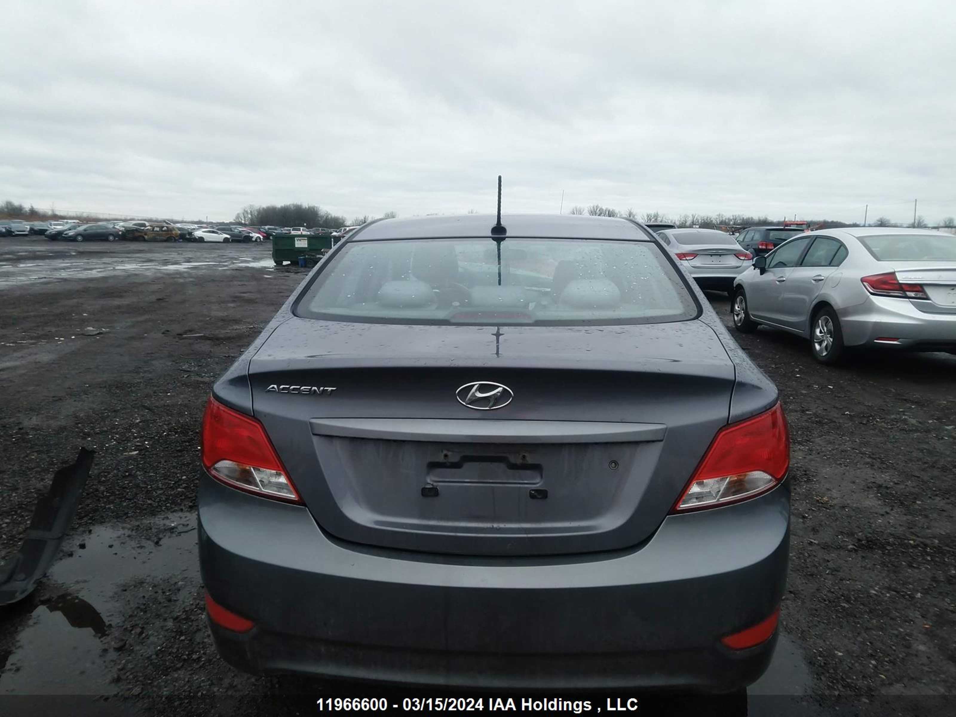 Photo 16 VIN: KMHCT4AE3GU079118 - HYUNDAI ACCENT 