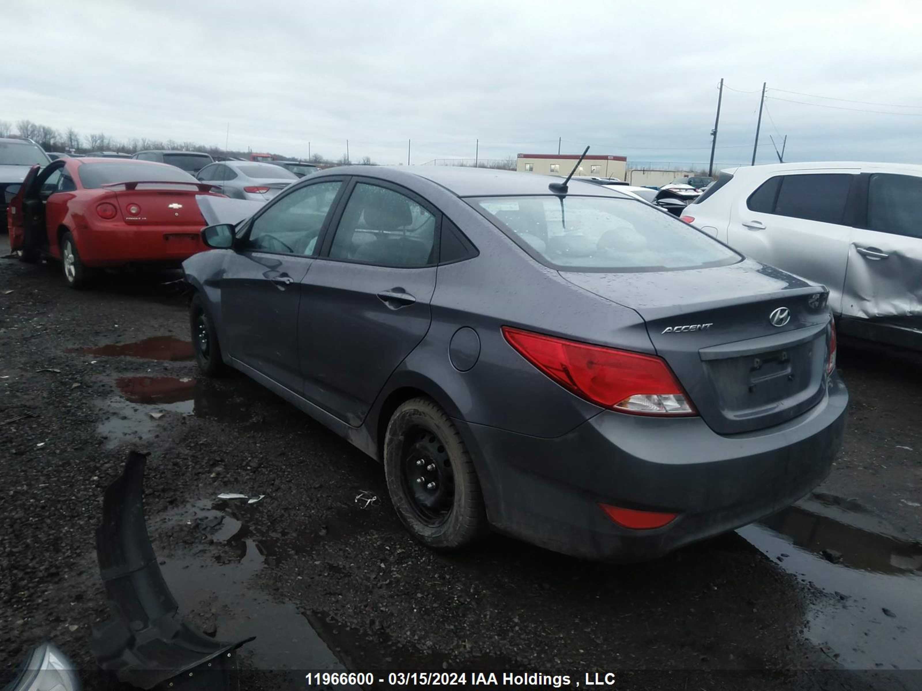 Photo 2 VIN: KMHCT4AE3GU079118 - HYUNDAI ACCENT 