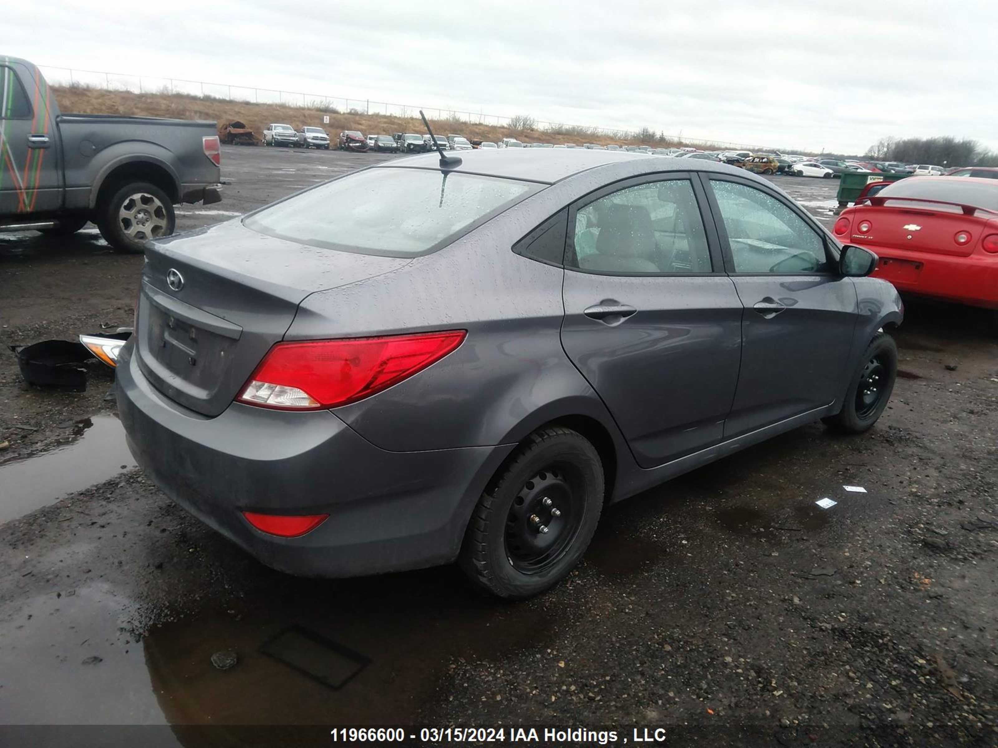 Photo 3 VIN: KMHCT4AE3GU079118 - HYUNDAI ACCENT 