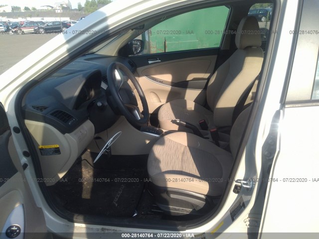 Photo 4 VIN: KMHCT4AE3GU982806 - HYUNDAI ACCENT 