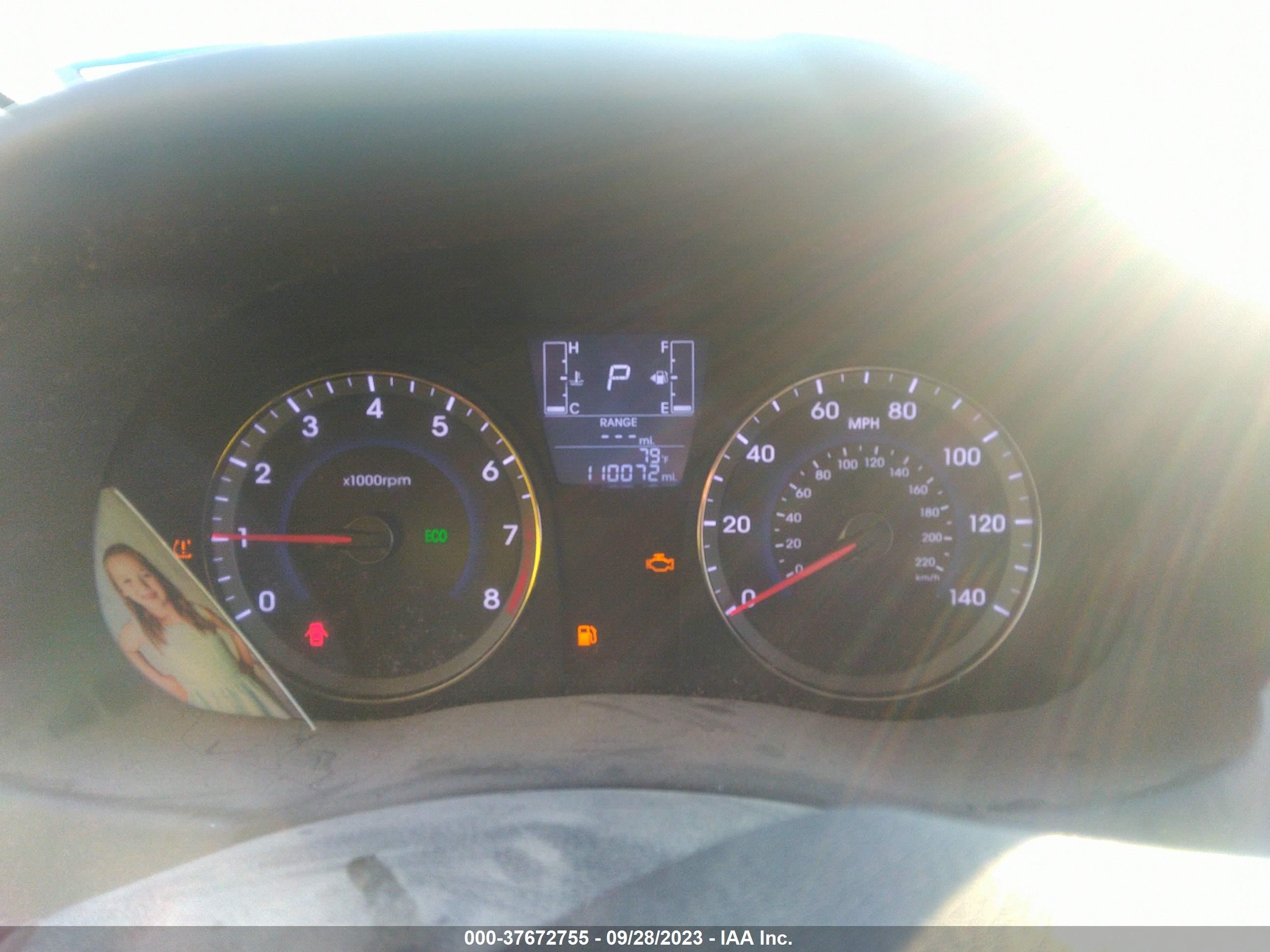 Photo 6 VIN: KMHCT4AE3HU168852 - HYUNDAI ACCENT 