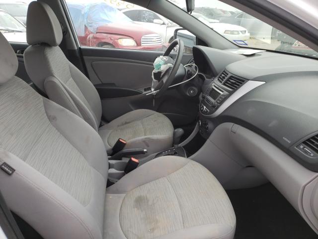 Photo 4 VIN: KMHCT4AE3HU204863 - HYUNDAI ACCENT SE 