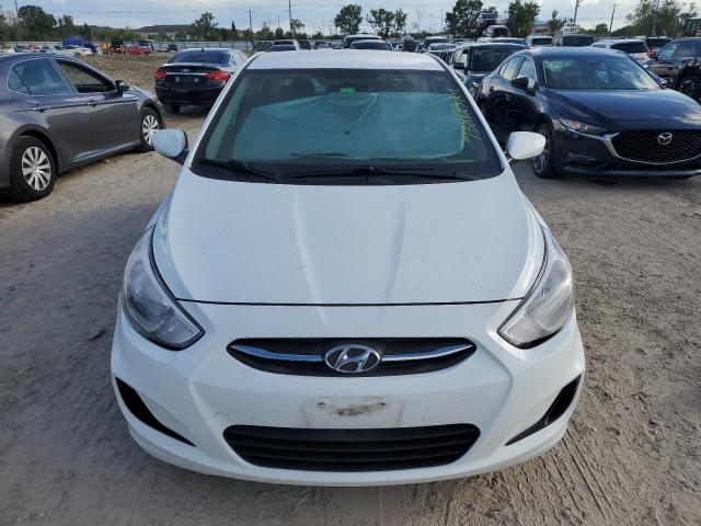 Photo 4 VIN: KMHCT4AE3HU345013 - HYUNDAI ACCENT SE 