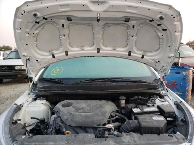 Photo 6 VIN: KMHCT4AE3HU348672 - HYUNDAI ACCENT SE 