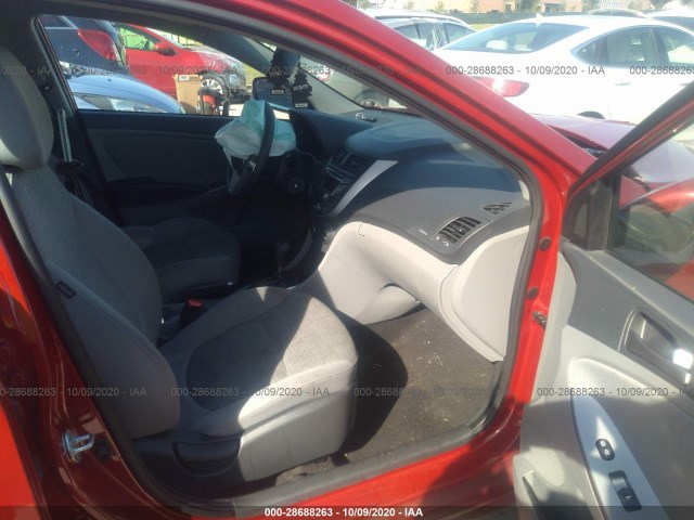 Photo 4 VIN: KMHCT4AE3HU374768 - HYUNDAI ACCENT 