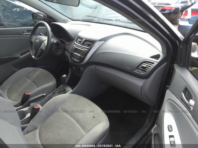 Photo 4 VIN: KMHCT4AE3HU378464 - HYUNDAI ACCENT 