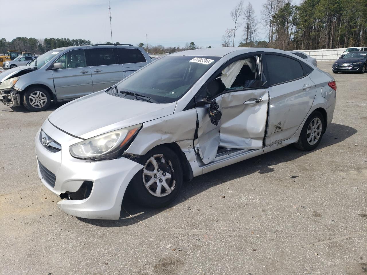 Photo 0 VIN: KMHCT4AE4DU295460 - HYUNDAI ACCENT 