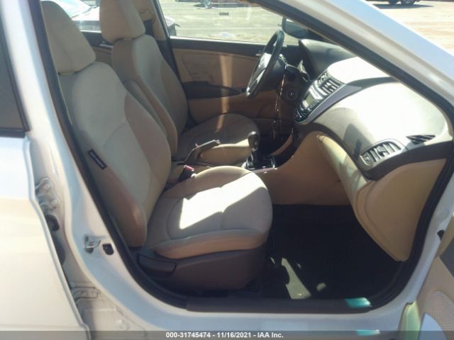 Photo 4 VIN: KMHCT4AE4DU322284 - HYUNDAI ACCENT 