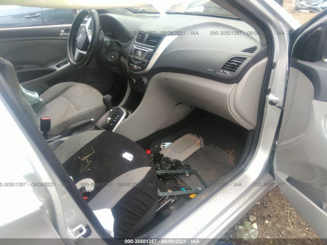 Photo 4 VIN: KMHCT4AE4DU480107 - HYUNDAI ACCENT 