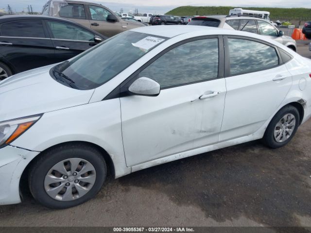 Photo 5 VIN: KMHCT4AE4GU062943 - HYUNDAI ACCENT 