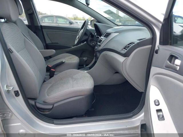 Photo 4 VIN: KMHCT4AE4HU208985 - HYUNDAI ACCENT 