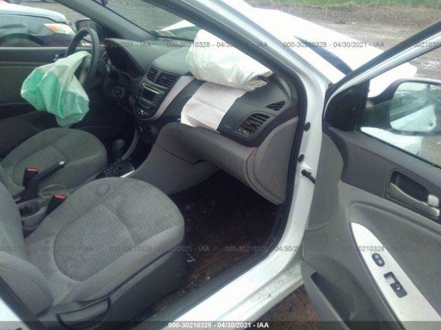 Photo 4 VIN: KMHCT4AE4HU221316 - HYUNDAI ACCENT 