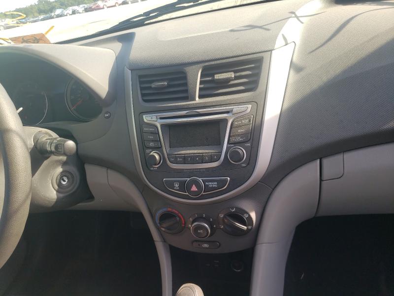 Photo 8 VIN: KMHCT4AE4HU285372 - HYUNDAI ACCENT SE 