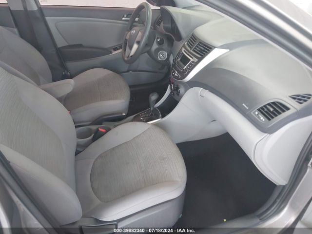 Photo 4 VIN: KMHCT4AE4HU377582 - HYUNDAI ACCENT 