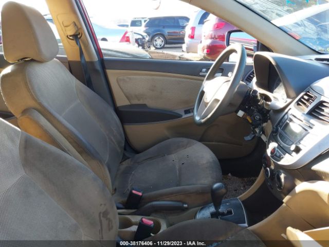 Photo 4 VIN: KMHCT4AE5CU073640 - HYUNDAI ACCENT 