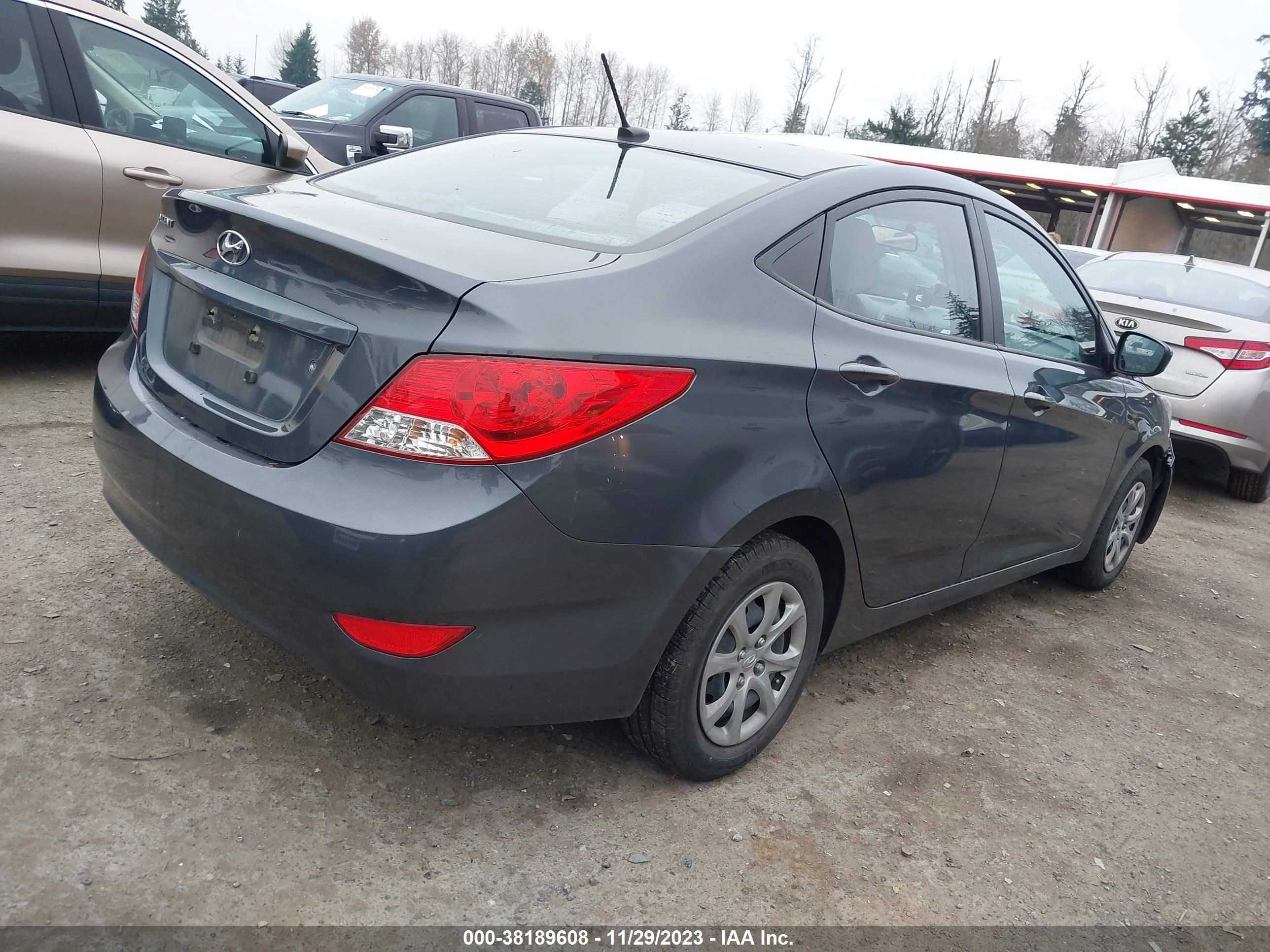 Photo 3 VIN: KMHCT4AE5DU385118 - HYUNDAI ACCENT 