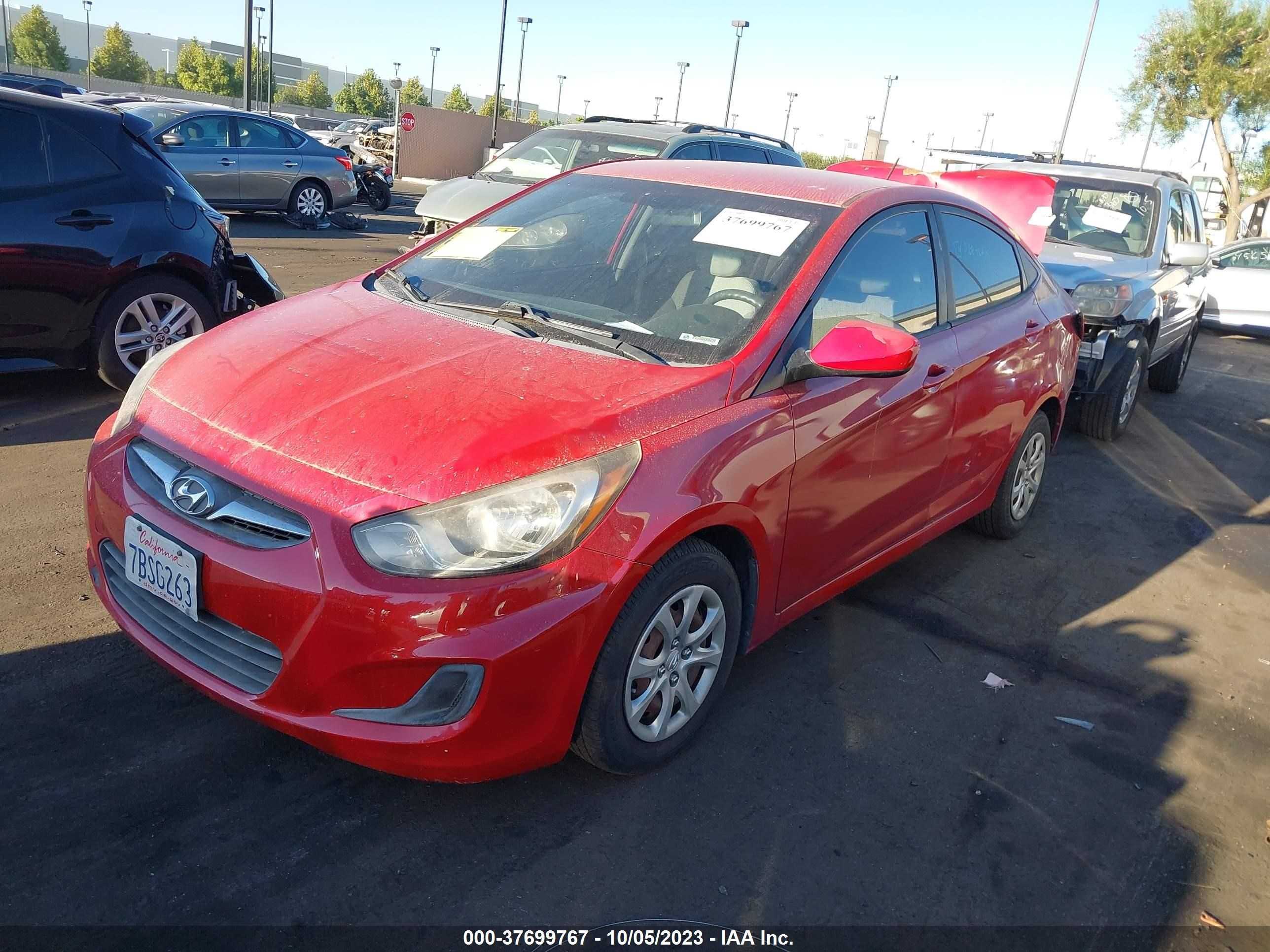 Photo 1 VIN: KMHCT4AE5DU540055 - HYUNDAI ACCENT 