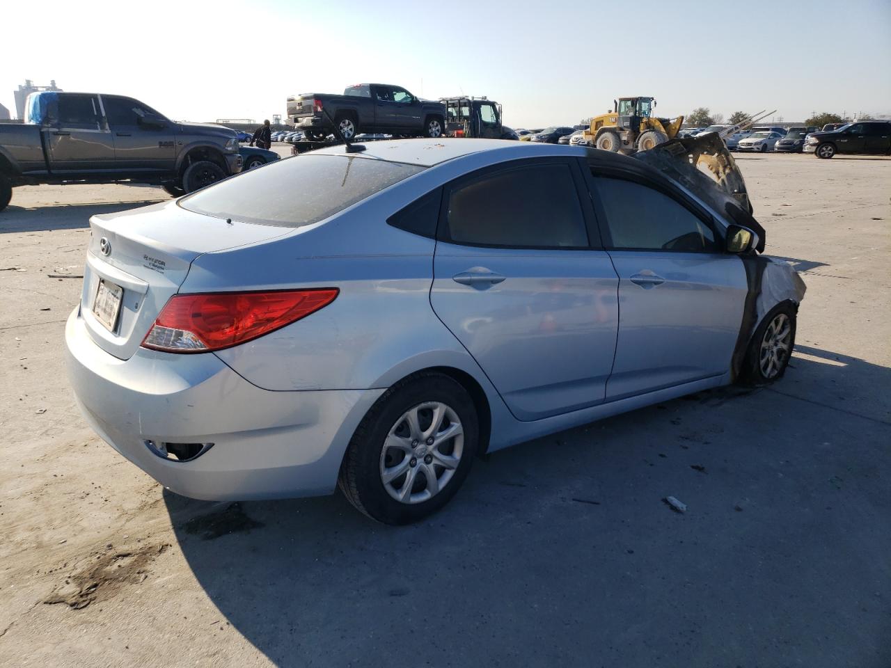 Photo 2 VIN: KMHCT4AE5EU716569 - HYUNDAI ACCENT 