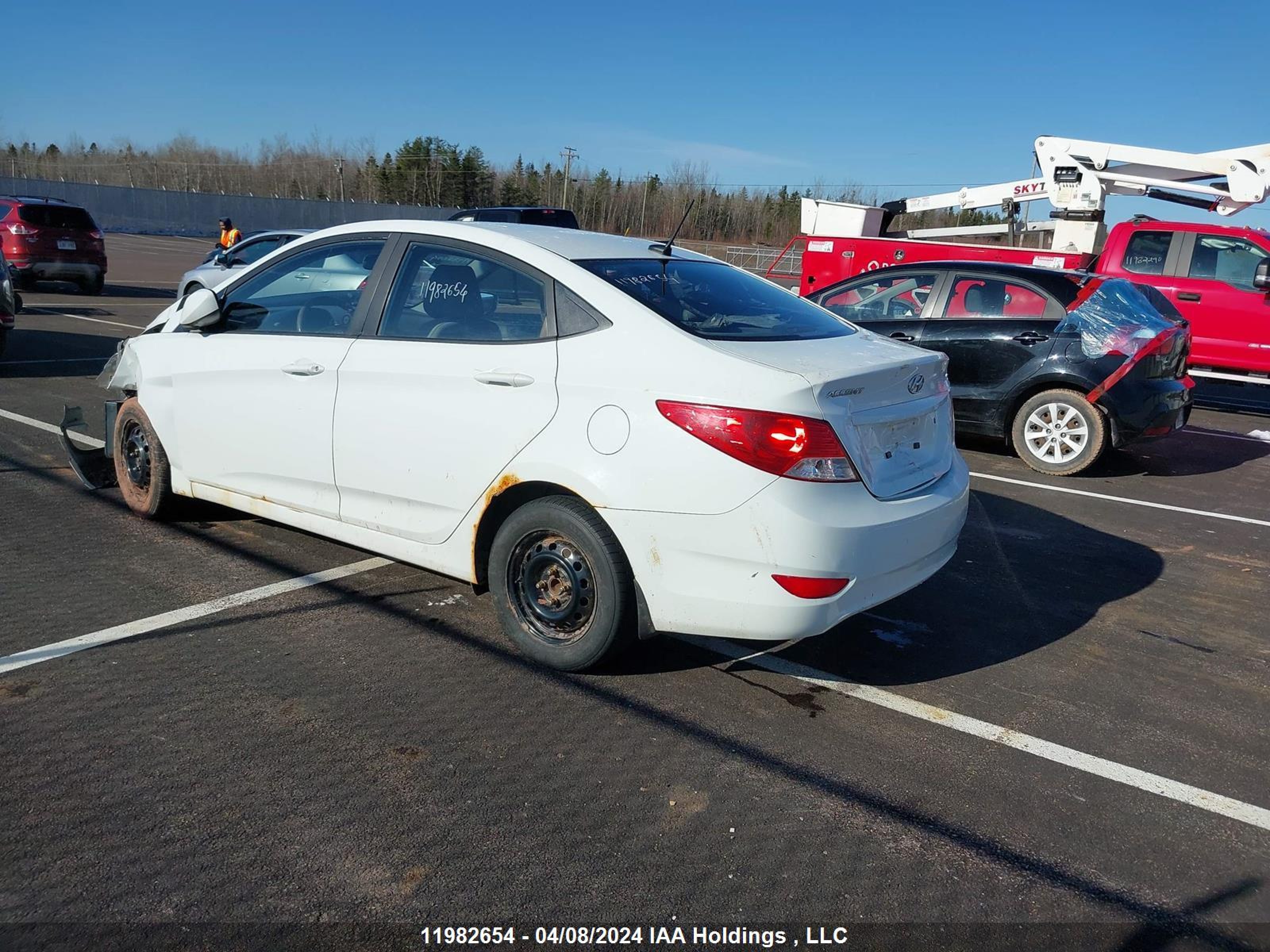 Photo 2 VIN: KMHCT4AE5EU731055 - HYUNDAI ACCENT 