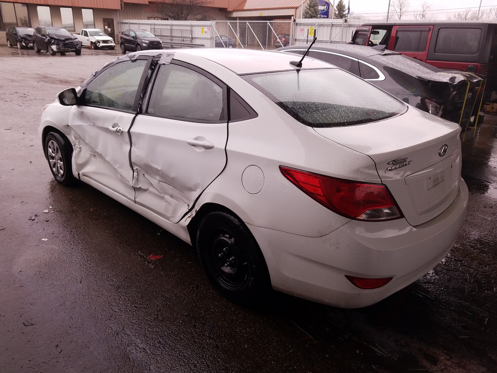 Photo 2 VIN: KMHCT4AE5FU795792 - HYUNDAI ACCENT GLS 