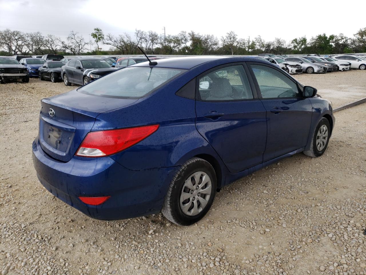 Photo 2 VIN: KMHCT4AE5FU861113 - HYUNDAI ACCENT 