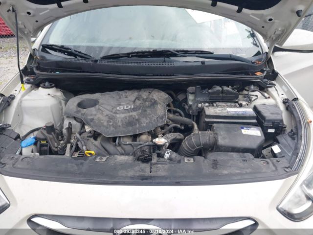 Photo 9 VIN: KMHCT4AE5GU011340 - HYUNDAI ACCENT 