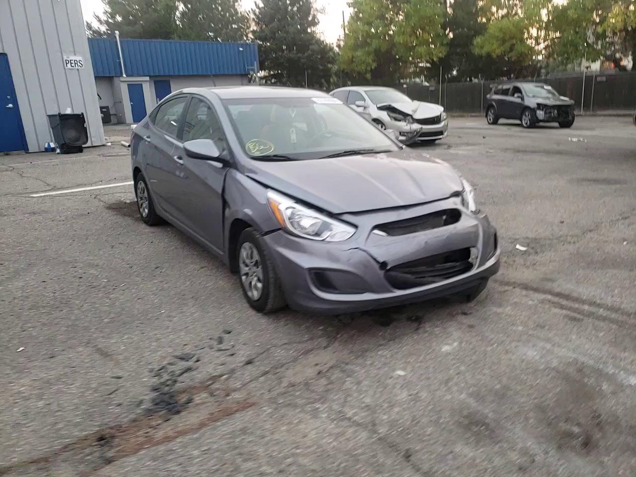 Photo 10 VIN: KMHCT4AE5GU117626 - HYUNDAI ACCENT SE 