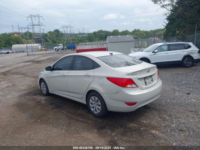 Photo 2 VIN: KMHCT4AE5HU169243 - HYUNDAI ACCENT 