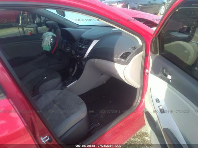 Photo 4 VIN: KMHCT4AE5HU313387 - HYUNDAI ACCENT 