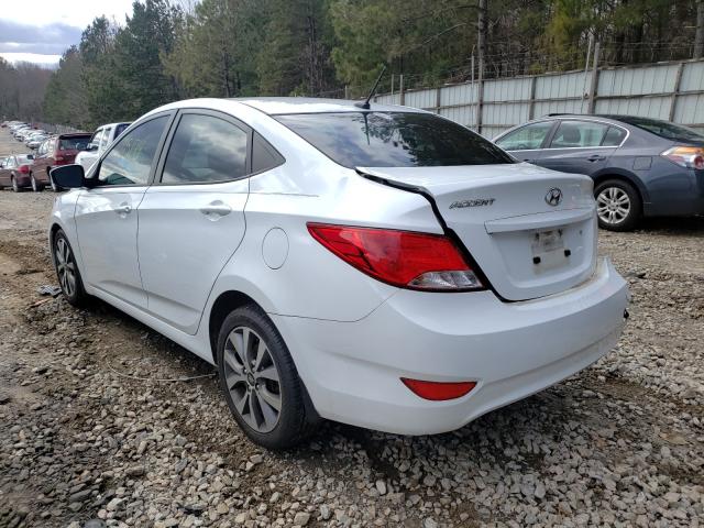 Photo 2 VIN: KMHCT4AE5HU325474 - HYUNDAI ACCENT SE 