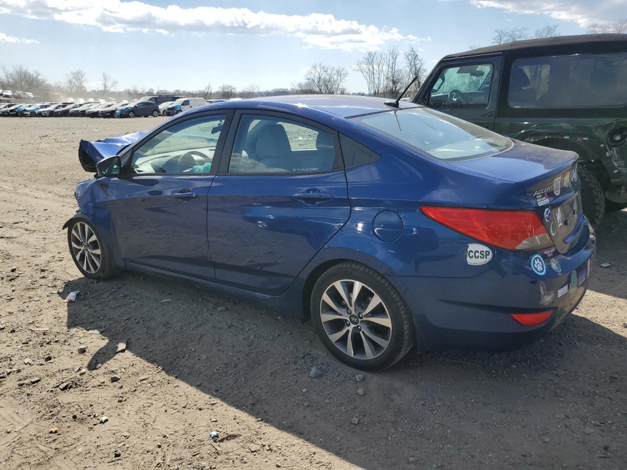 Photo 1 VIN: KMHCT4AE5HU331582 - HYUNDAI ACCENT 