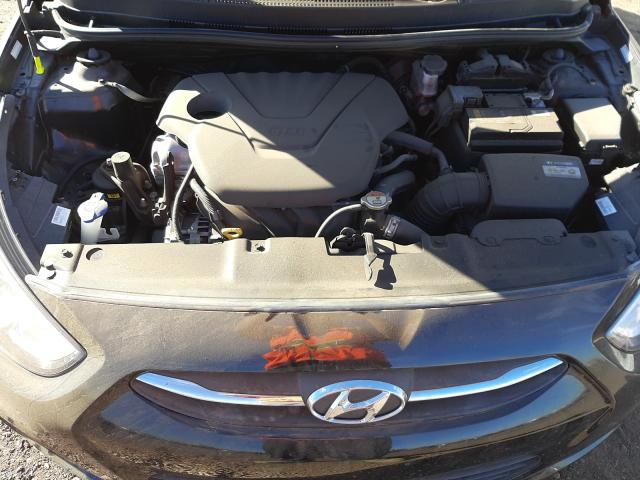 Photo 6 VIN: KMHCT4AE5HU377509 - HYUNDAI ACCENT SE 