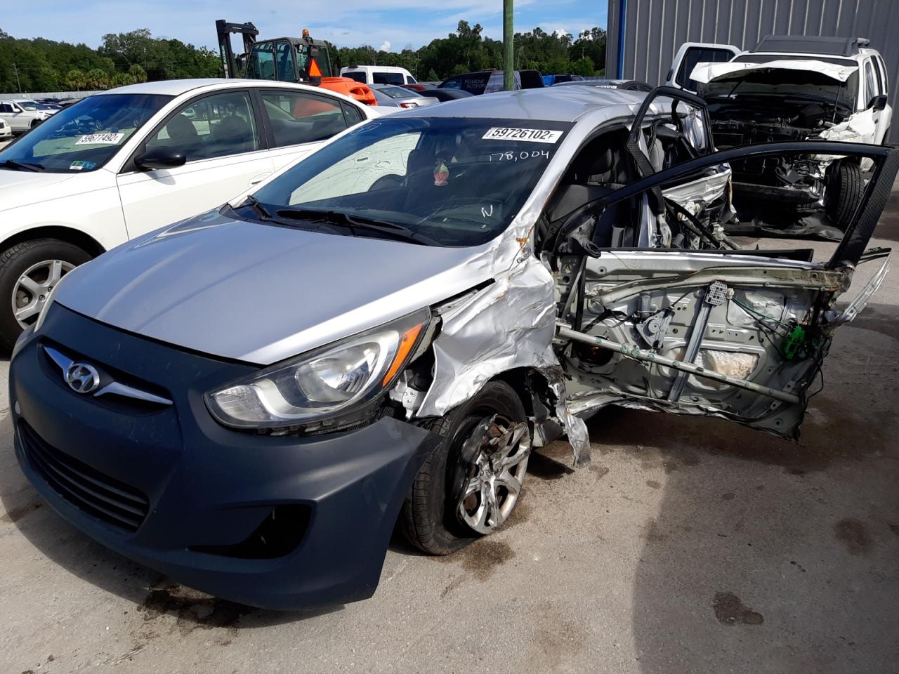 Photo 1 VIN: KMHCT4AE6CU140519 - HYUNDAI ACCENT 