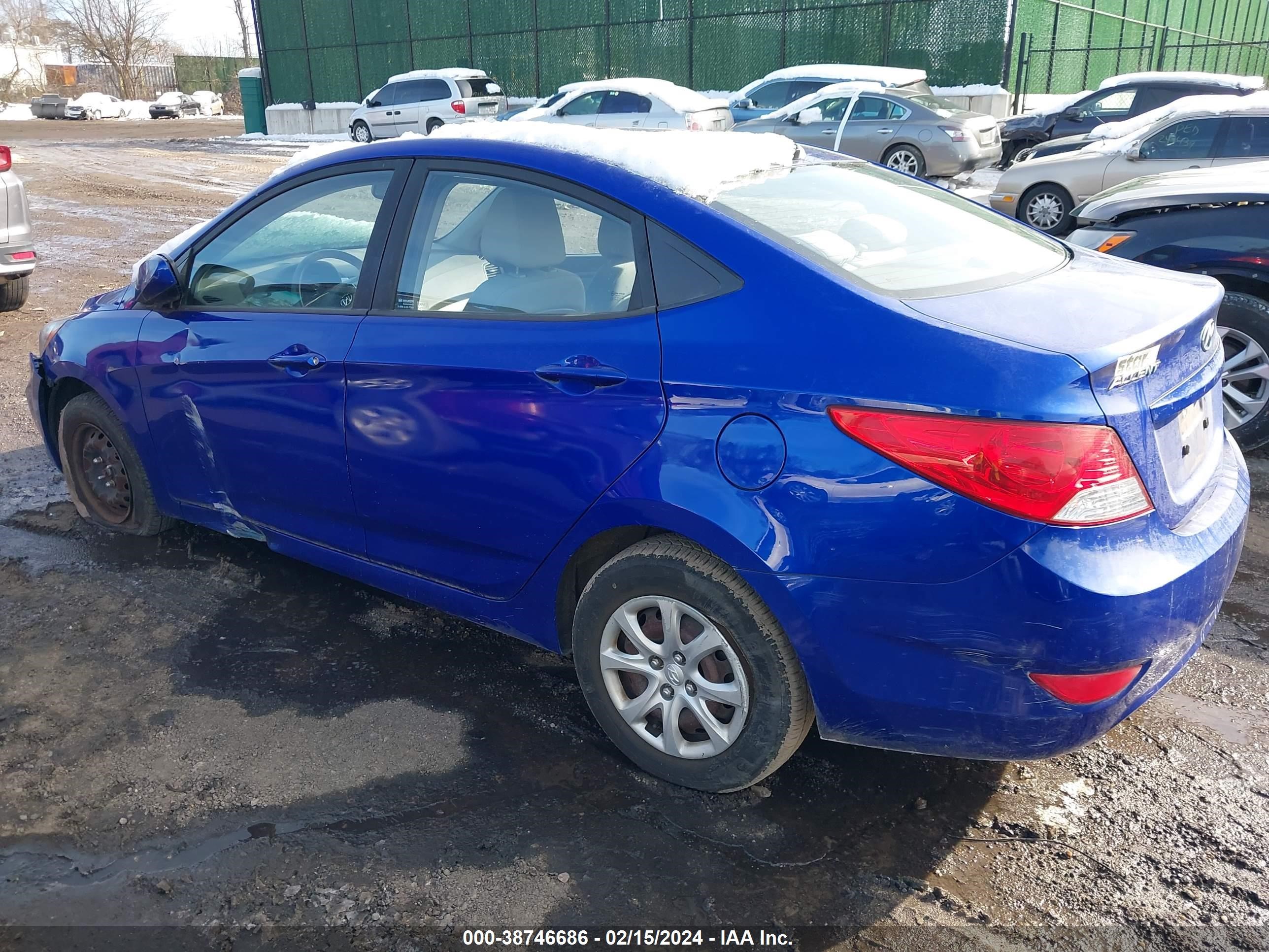 Photo 2 VIN: KMHCT4AE6CU158969 - HYUNDAI ACCENT 