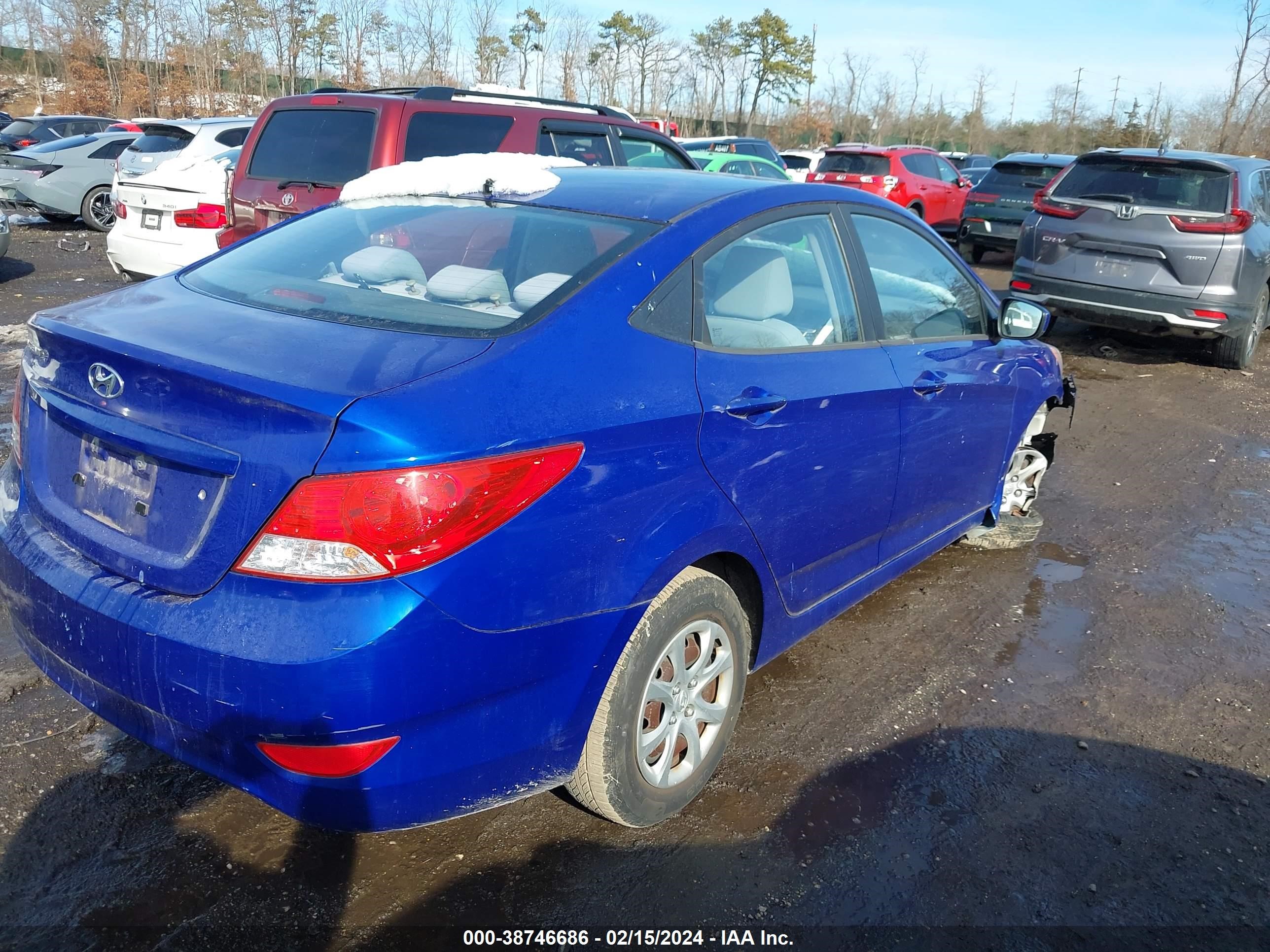 Photo 3 VIN: KMHCT4AE6CU158969 - HYUNDAI ACCENT 