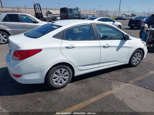 Photo 3 VIN: KMHCT4AE6FU791881 - HYUNDAI ACCENT 