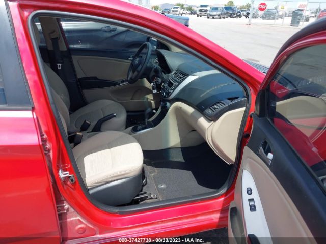 Photo 4 VIN: KMHCT4AE6FU928429 - HYUNDAI ACCENT 