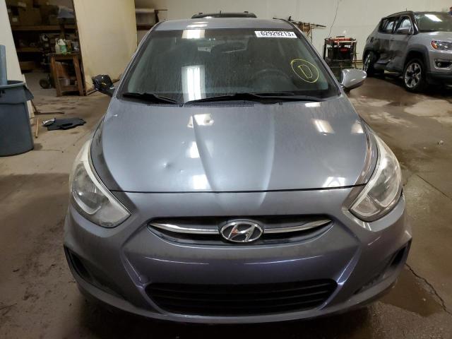 Photo 4 VIN: KMHCT4AE6GU017602 - HYUNDAI ACCENT SE 