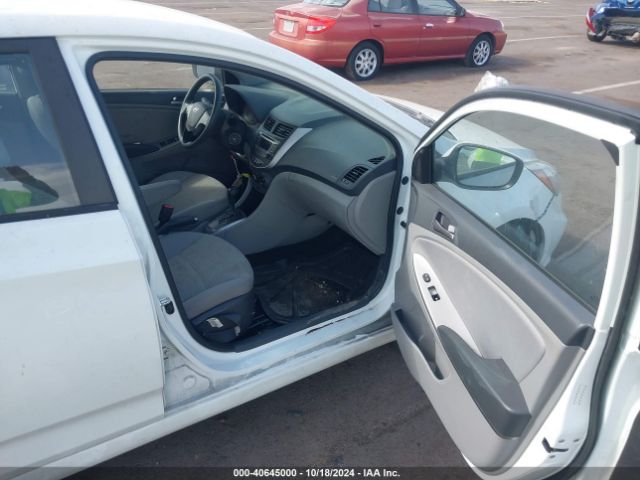 Photo 4 VIN: KMHCT4AE6GU070400 - HYUNDAI ACCENT 