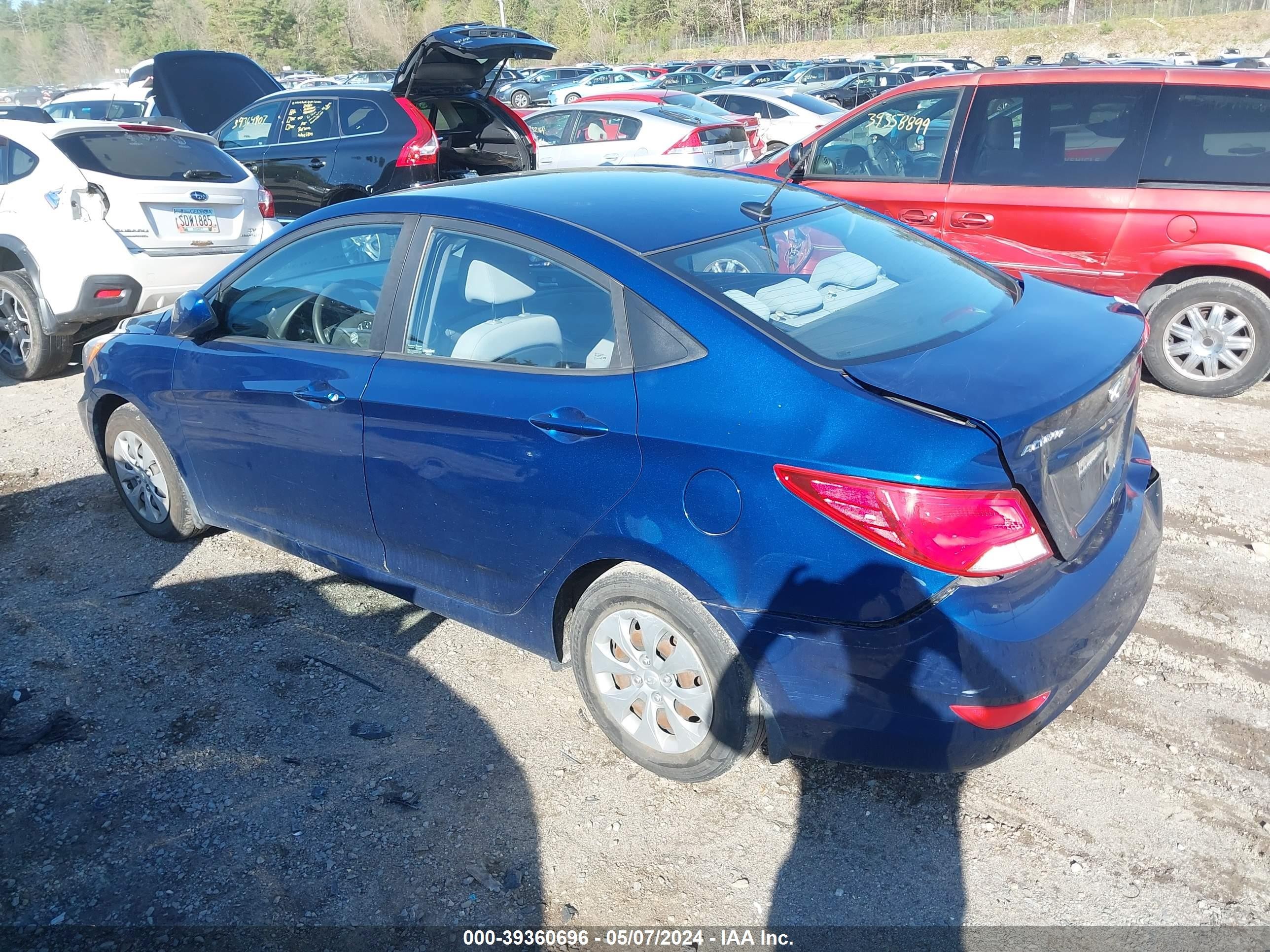 Photo 2 VIN: KMHCT4AE6GU167287 - HYUNDAI ACCENT 